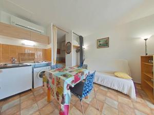 LAL310-015D Studio 4 couchages La londe les maures