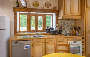 Gorgeous Home In Lonnes With Heated Swimming Pool