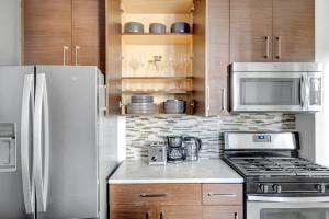 Blueground Murray Hill fitness center nr East River NYC-695