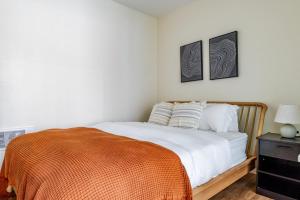 Blueground Capitol Hill view nr Volunteer Park SEA-854