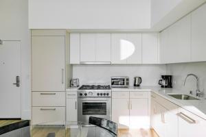 Blueground SoMa fitness center nr Yerba Buena Gardens SFO-2122