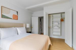 Blueground Lincoln Square view nr Central Park NYC-2206