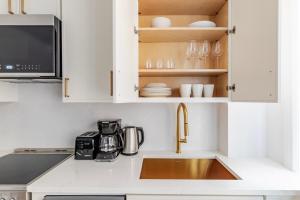 Blueground Lincoln Square view nr Central Park NYC-2207