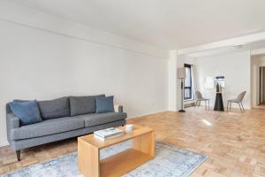 Blueground Midtown East fitness center nr UN NYC-2200