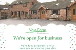 Nuneaton - Cottage - Sleeps 2 - Parking - Garden