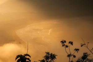 Enjoy Sunrise Pacitan Private Cabin