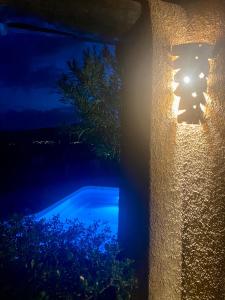 Orsa sul mare a Baja Sardinia img46