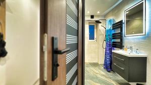 Komfortowe mieszkanie z prywatnym parkingiem