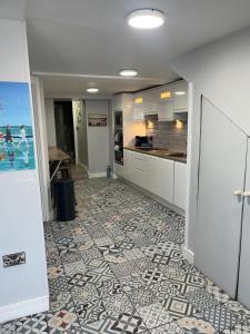 The Captains Wheel and Anchor