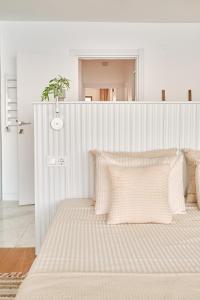 Stunning Sea View, Peaceful Family Villa with AC, Sauna, Gym & Shared Pool