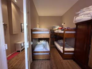 Appartement contemporain au centre ville pour 8 pers avec balcon - FR-1-812-35