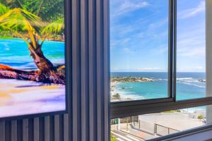 Clifton YOLO Spaces - Clifton Beachfront Executive Apartment