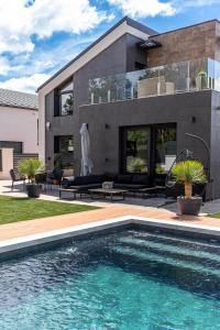 Villa Porte Verde - Private Pool and Jacuzzi