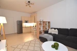 All Seasons Apartment