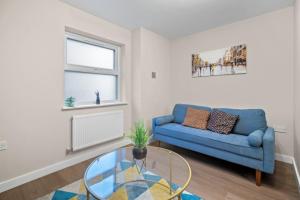 2BR Apartment in Cardiff’s Vibrant Roath