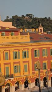 Stunning Duplex place Masséna 2 mins walk from beaches