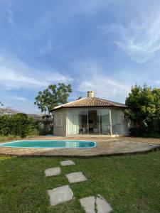 Casa com piscina para amigos e família