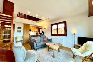 Stay in the mountains with stunning views