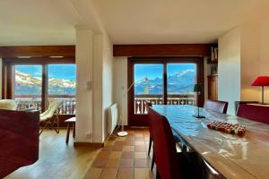 Stay in the mountains with stunning views