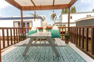 CASA KAREN - Houseboat studio with private terrace