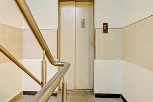 Hotel O Maple In Suites