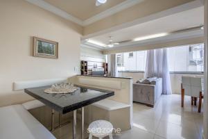 Aptos a apenas 210 m da Praia em Balneário Camboriú - EDIs