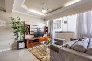 Aptos a apenas 210 m da Praia em Balneário Camboriú - EDIs