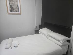 Peek-a-Booze - Budget Hotel - Adults Only