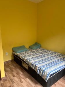 Casa São Pedro da aldeia 3 quartos com piscina no condomínio