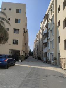 Grande Ellora 5BHK Fully Furnished Ground Floor Apartment,24x7 security complex, Rajarhat, Newtown