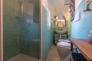 15 min from Colosseo, nice and comfy apartment