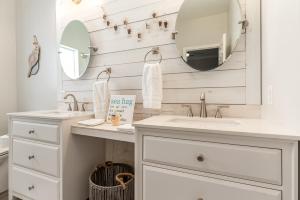 SouthBound - Beach Club #105