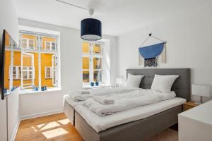 Hidden Central Gem Walk to Tivoli and Stroget