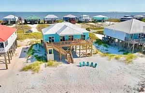 Still Waters - 2415 Bienville Blvd