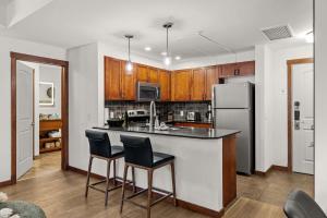 Modern 1 Bedroom Retreat with Sofa Bed Comfort & Convenience Combined