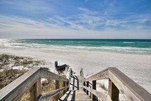 Seaview 1 Unit 300 - Gulf Front Condo on 30A & Ocean Views
