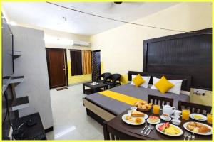 Hotel Ocean MoonPoint Palace Near Sea Beach And Jagannath Temple, Puri # Free Wifi And Parking Facilities, Premium Hotel