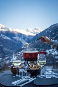 Dent Blanche Resort - TemptingPlaces Collection