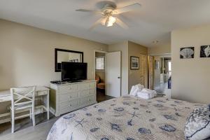Ocean Cove 806