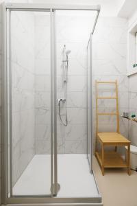 Operastreet Residences - Cosy Single Home City Center