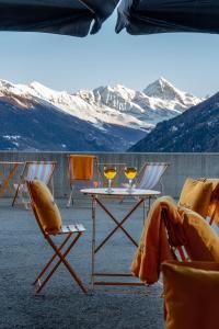 Dent Blanche Resort - TemptingPlaces Collection