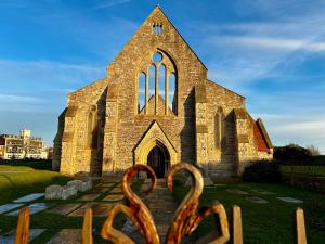 St Georges Victory House