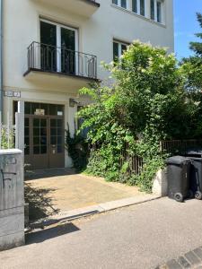 Priestranný apartman v úplnom centre