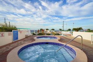 Surfside G19 - Pet Friendly Condo in Surfside Resort with Many Shared Amenities