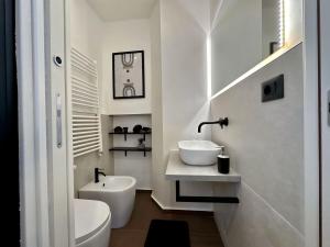 Modern Apartment - 5 Min to Beach & Port