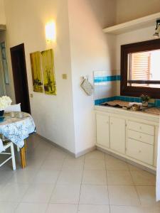 Bilocale degli Oleandri vista mare Porto Taverna