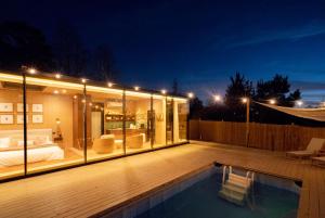 Dew - Glass Cabin, Pool, HI-VIEW, fire pit, grill