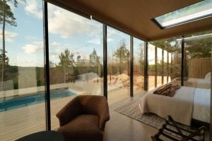 Dew - Glass Cabin, Pool, HI-VIEW, fire pit, grill