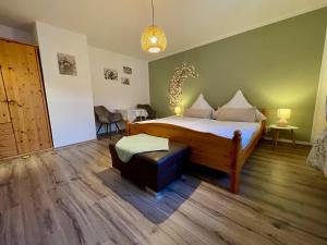 Ferienwohnung Dietel - Suite Miri mit Sauna Netflix Wlan und Ausblick Skihang