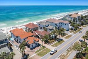 Tropic Like Its Hot - Beachfront House in Destin with Private Pool & Direct Beach Access